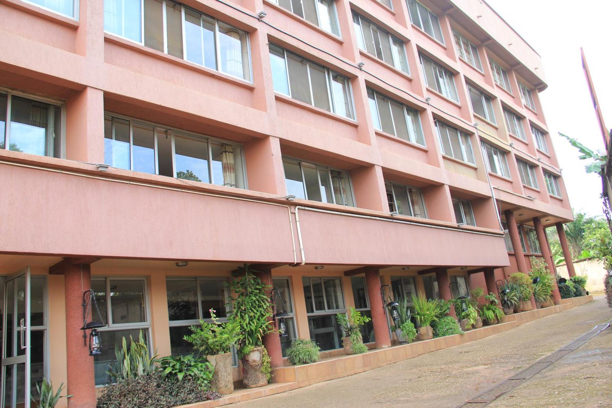 Entebbe Flights Motel Bagian luar foto